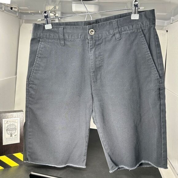 RVCA BLACK MENS “DAY-SHIFT CHINOS” SHORTS - Picture 1 of 11